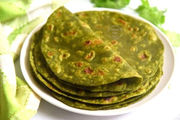 Palak Paratha (spinach paratha) - 5 Pcs (Pre Order before 9 pm for next day delivery)